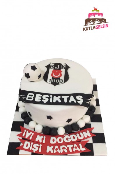 FUTBOL TOPU MOTİFLİ BEŞİKTAŞ LOGOLU TARAFTAR PASTASI